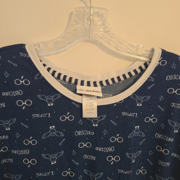 Wizarding World | Women's Harry Potter Sleepwear Pajama Top (Size Large) - Picture 4 of 11